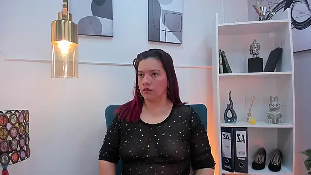 Snapshot of VeronicaBlake chatting on 06-15-26, 12:40 VeronicaBlake online show from 06-15-26, 12:40