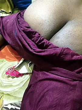 Dassing strip couple online show from 03-12-26, 05:24