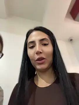 Snapshot of oh_nina chatting on 06-26-26, 10:25 oh nina online show from 06-26-26, 10:25