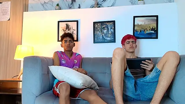 TWINKS FRIENDS online show from 05-16-26, 01:21