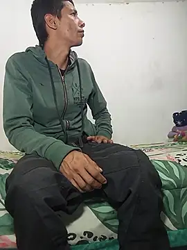 paisita122 online show from 01-12-26, 04:18