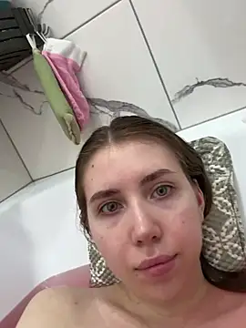 EvaAkins online show from 03-24-26, 04:56