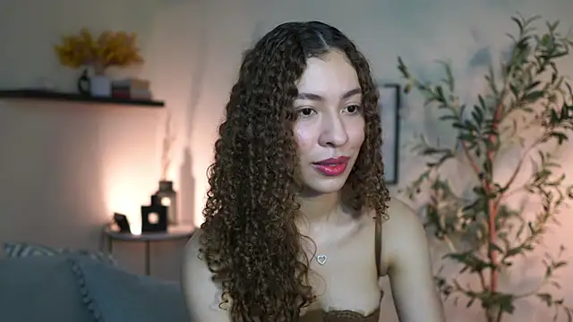 Snapshot of isabella-garcia- chatting on 07-02-26, 12:43 isabella-garcia- online show from 07-02-26, 12:43