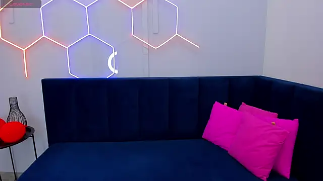 Kat  cat online show from 04-17-26, 02:14