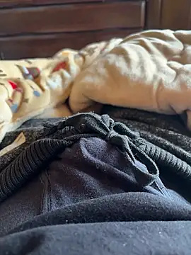 rrrrrriyyffhyeeee online show from 04-11-26, 03:55