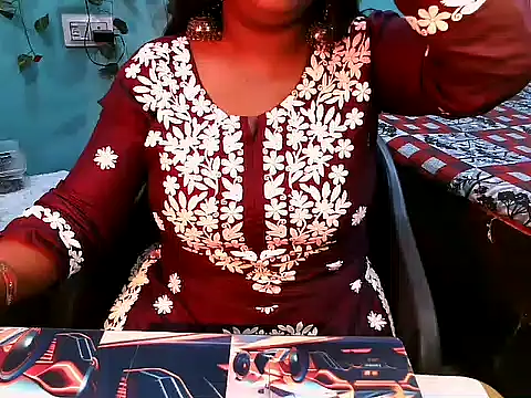 Snapshot of PREETI_BABY chatting on 04-23-26, 04:03 PREETI BABY online show from 04-23-26, 04:03