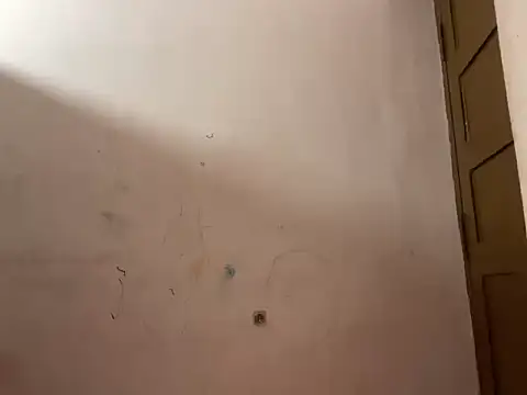 Snapshot of coolr2025 chatting on 01-12-26, 05:51 coolr2025 online show from 01-12-26, 05:51