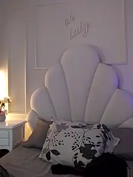Snapshot of Kaylachannell chatting on 06-30-26, 03:40 Kaylachannell online show from 06-30-26, 03:40