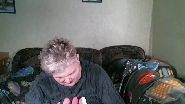Snapshot of Lana555 chatting on 02-15-26, 08:38 Lana555 online show from 02-15-26, 08:38