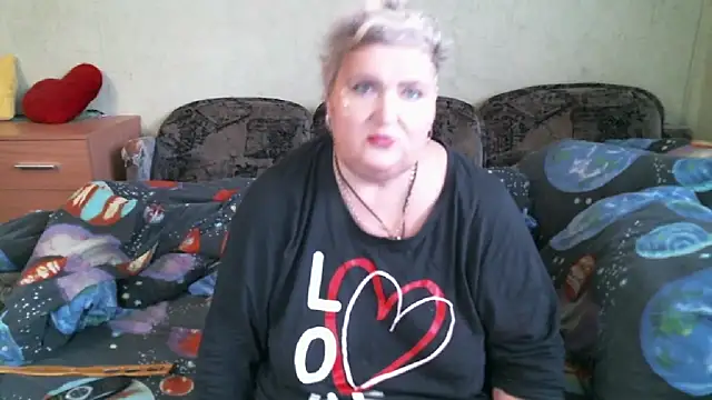 Snapshot of Lana555 chatting on 02-20-26, 11:11 Lana555 online show from 02-20-26, 11:11