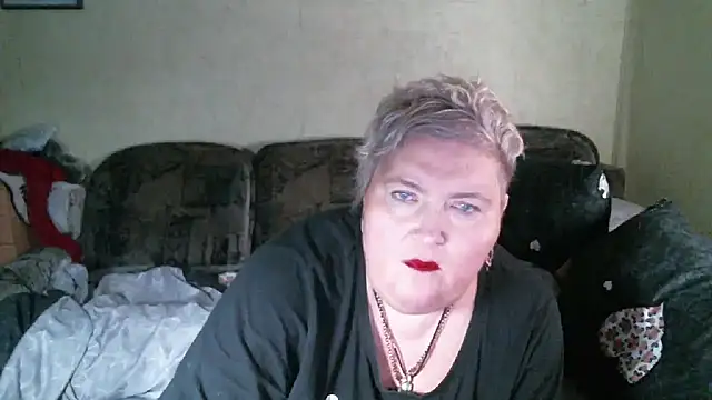 Snapshot of Lana555 chatting on 03-08-26, 02:04 Lana555 online show from 03-08-26, 02:04