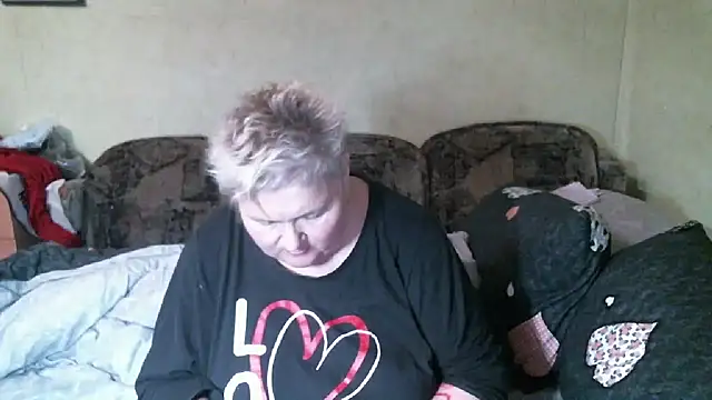 Snapshot of Lana555 chatting on 03-08-26, 04:11 Lana555 online show from 03-08-26, 04:11