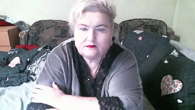 Snapshot of Lana555 chatting on 03-18-26, 04:32 Lana555 online show from 03-18-26, 04:32