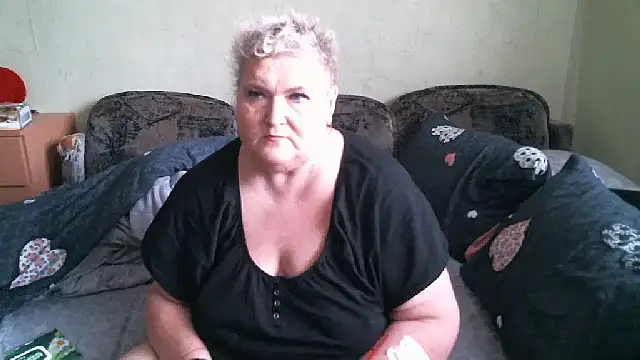 Snapshot of Lana555 chatting on 03-28-26, 09:42 Lana555 online show from 03-28-26, 09:42