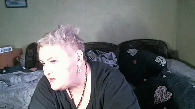 Snapshot of Lana555 chatting on 04-02-26, 03:48 Lana555 online show from 04-02-26, 03:48