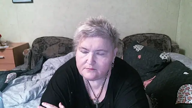 Snapshot of Lana555 chatting on 04-04-26, 06:27 Lana555 online show from 04-04-26, 06:27