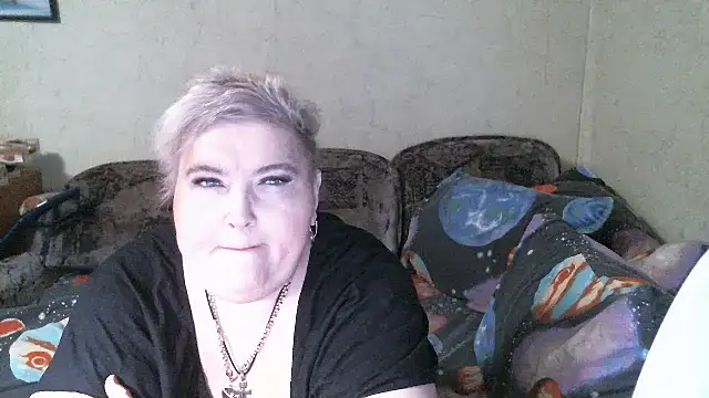 Snapshot of Lana555 chatting on 04-13-26, 08:25 Lana555 online show from 04-13-26, 08:25