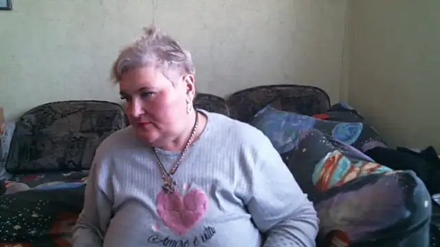 Snapshot of Lana555 chatting on 04-15-26, 12:23 Lana555 online show from 04-15-26, 12:23