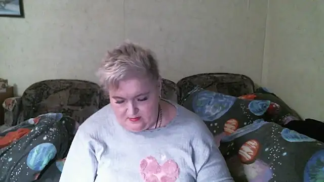 Snapshot of Lana555 chatting on 04-20-26, 07:15 Lana555 online show from 04-20-26, 07:15