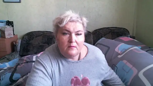 Snapshot of Lana555 chatting on 05-08-26, 08:19 Lana555 online show from 05-08-26, 08:19