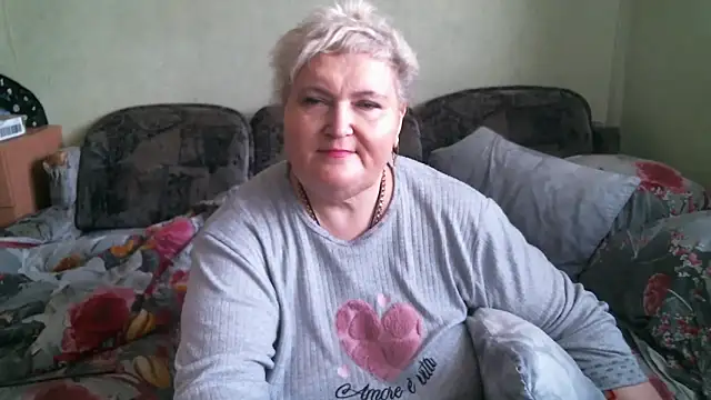 Snapshot of Lana555 chatting on 05-31-26, 11:50 Lana555 online show from 05-31-26, 11:50