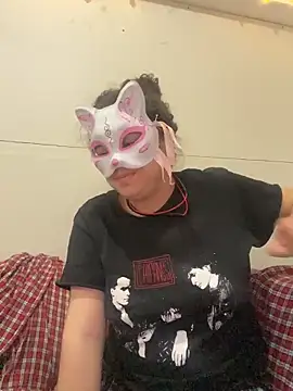 Snapshot of Lucy_YupiSweet chatting on 03-11-26, 07:47 Lucy YupiSweet online show from 03-11-26, 07:47