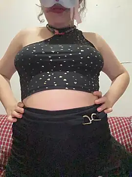 Snapshot of Lucy_YupiSweet chatting on 03-13-26, 08:21 Lucy YupiSweet online show from 03-13-26, 08:21