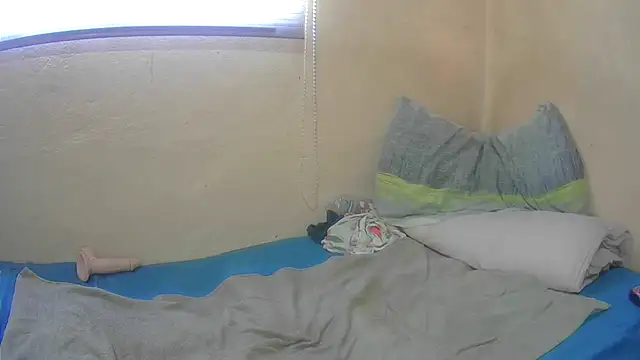 Snapshot of BigSexyEbony chatting on 10-21-25, 11:22 BigSexyEbony online show from 10-21-25, 11:22