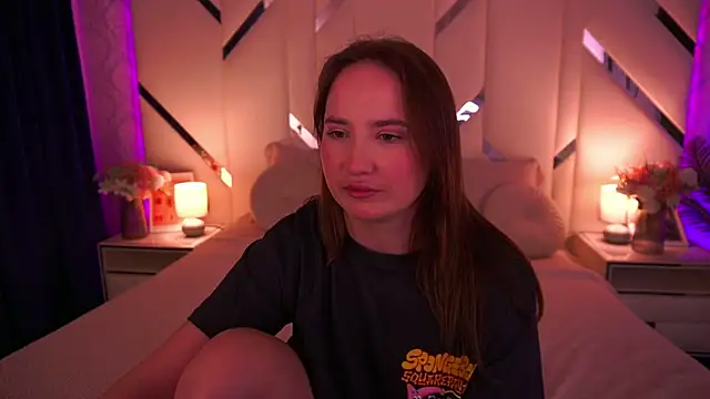 SofieBloom online show from 05-19-26, 10:38