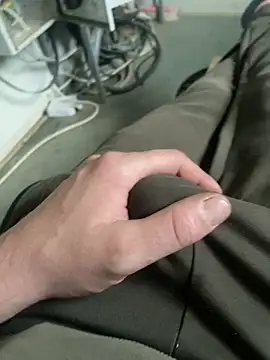 Marius1991 online show from 02-25-26, 05:50