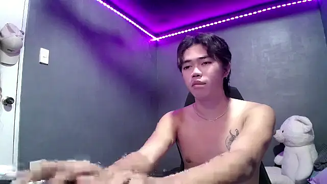 Snapshot of itsmedexy_ass13 chatting on 10-15-25, 02:50 itsmedexy ass13 online show from 10-15-25, 02:50