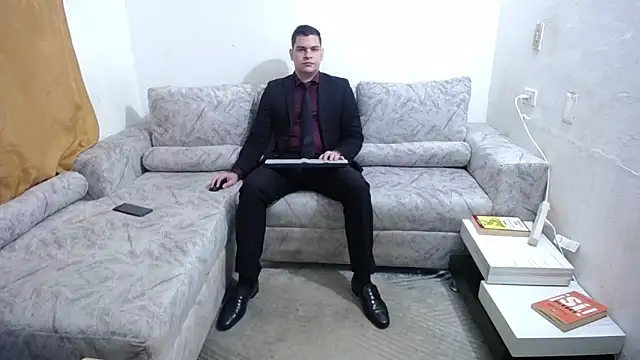 Victor Maitland online show from 11-17-25, 07:30