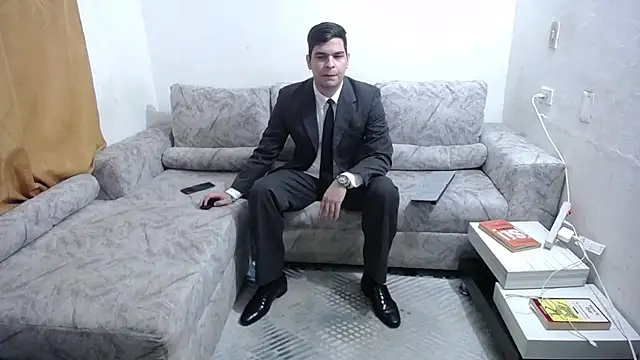 Victor Maitland online show from 02-08-26, 03:43