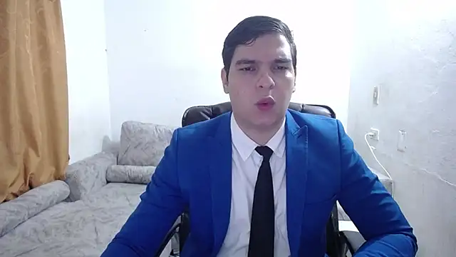 Victor Maitland online show from 04-05-26, 01:25