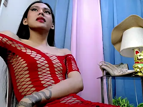Ur latinahotpaprika online show from 05-04-26, 01:40