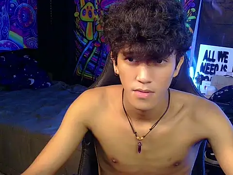Snapshot of kenbigcockxx chatting on 07-03-26, 04:46 kenbigcockxx online show from 07-03-26, 04:46
