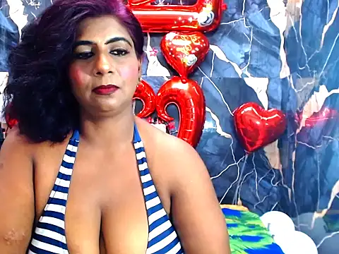 Snapshot of indianerotica69 chatting on 02-21-26, 07:15 indianerotica69 online show from 02-21-26, 07:15