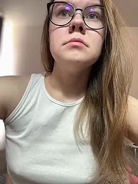  CherryBloom  online show from 04-18-26, 08:29