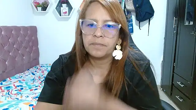 cristydirtyhot online show from 04-26-26, 10:24