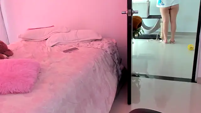 Snapshot of ADHARAMILLER__1111 chatting on 03-17-26, 08:12 ADHARAMILLER 1111 online show from 03-17-26, 08:12