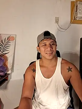 Snapshot of mr_dave chatting on 04-12-26, 12:21 mr dave online show from 04-12-26, 12:21