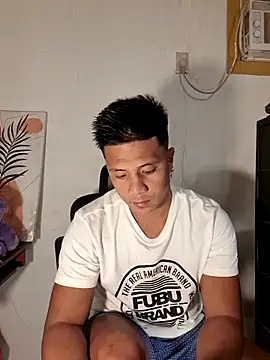 Snapshot of mr_dave chatting on 04-15-26, 06:26 mr dave online show from 04-15-26, 06:26