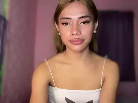 Lovelynikki03 online show from 07-03-26, 09:27