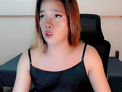 Snapshot of sassy_alex chatting on 04-03-26, 11:08 sassy alex online show from 04-03-26, 11:08