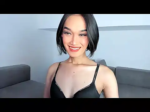 Snapshot of sensualmelody143 chatting on 05-10-26, 04:39 sensualmelody143 online show from 05-10-26, 04:39