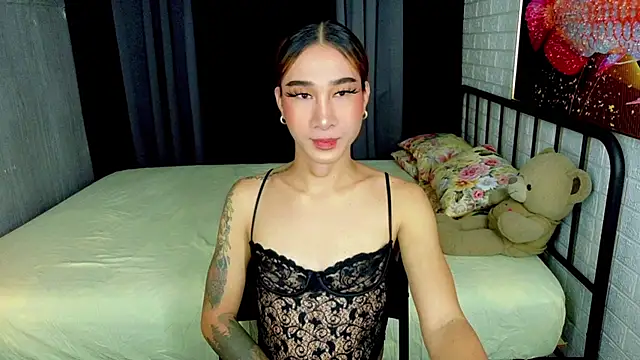 TRANSGODDESSA online show from 10-05-25, 10:07