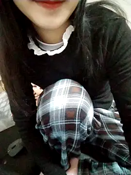 Snapshot of Kembong01 chatting on 03-08-26, 01:36 Kembong01 online show from 03-08-26, 01:36