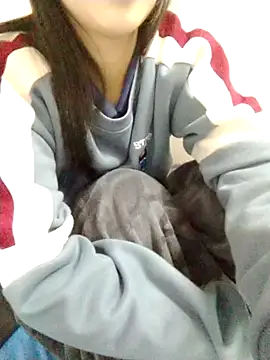 Snapshot of Kembong01 chatting on 03-21-26, 02:05 Kembong01 online show from 03-21-26, 02:05