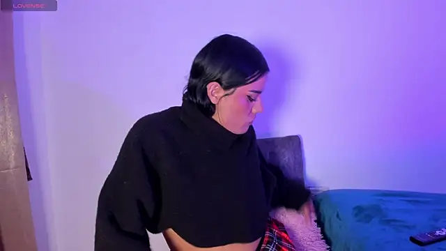 Shophie thoopson online show from 01-17-26, 05:56