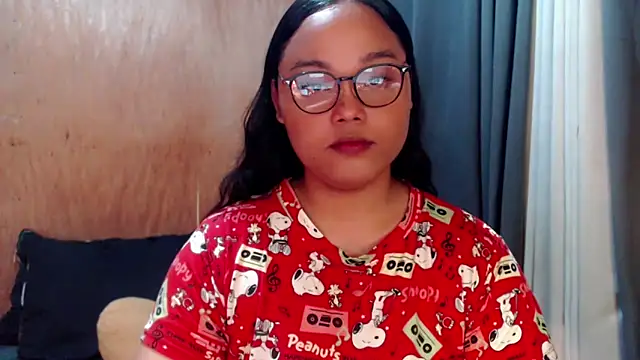  Lylia online show from 10-06-25, 05:49